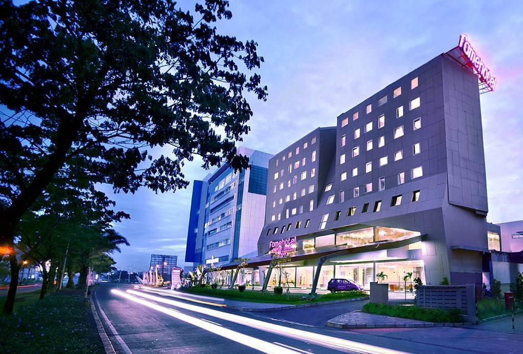 Fame Hotel Gading Serpong Tangerang Buitenkant foto